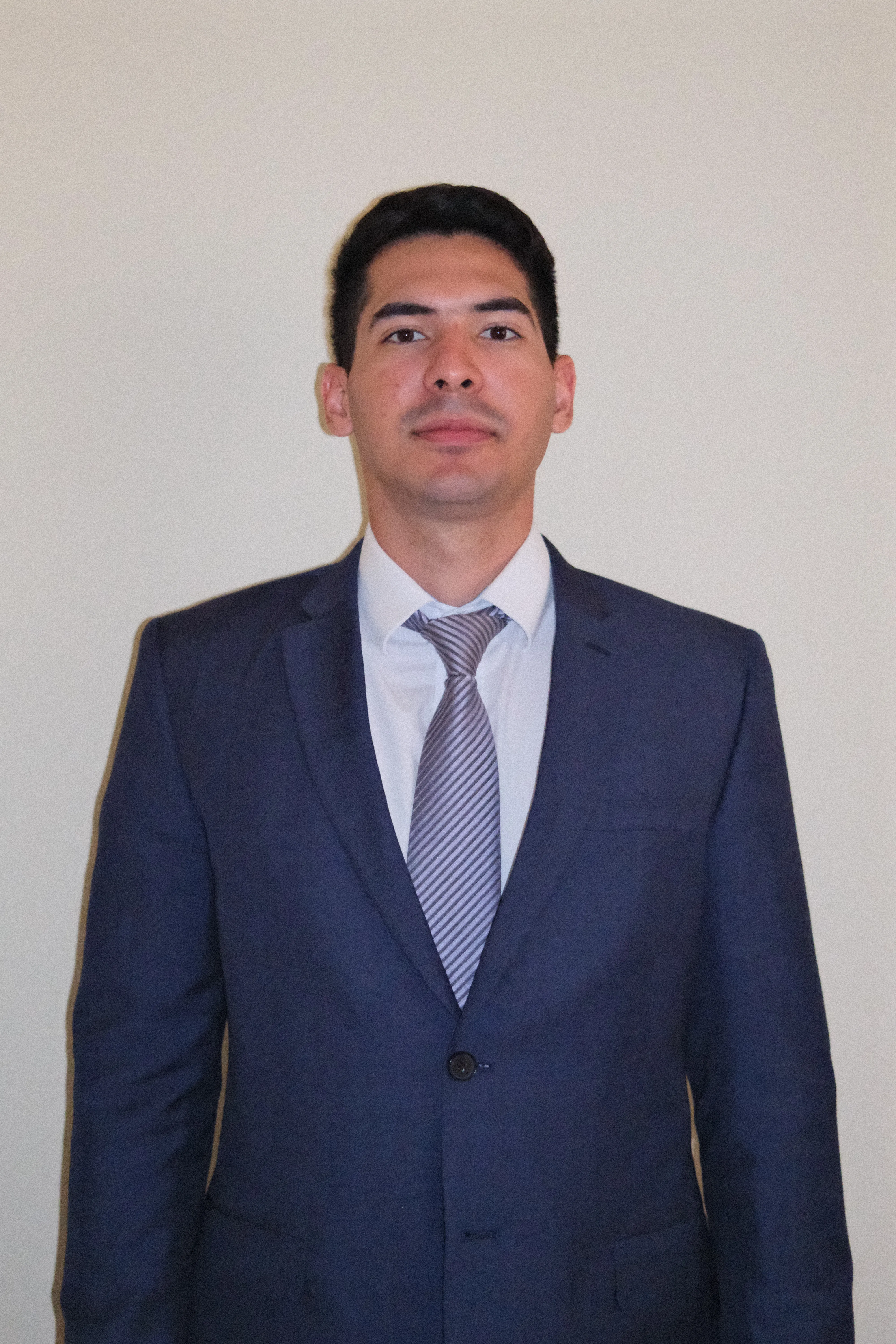 Dr. Mario Andrés Hernández Borjas